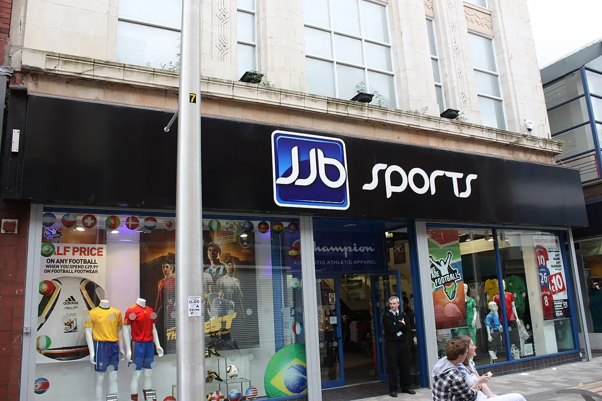 A JJB Sports branch in Belfast. Image: Ardfern.