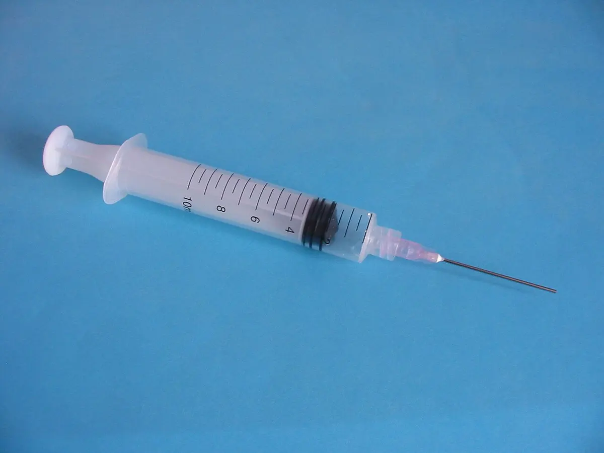 File photo of a syringe. Image: Biggishben.