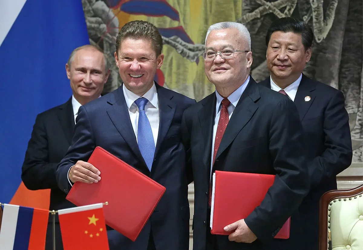 Alexey Miller of Gazprom with the chairperson of CNPC Dai Houliang in 2014. Image: The Kremlin.