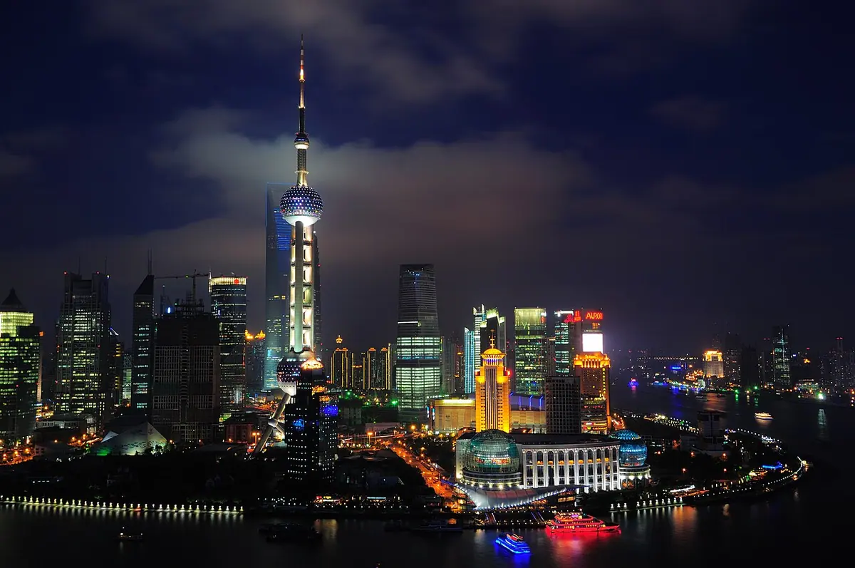 Shanghai, China. Image: davwon.