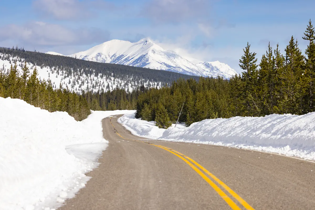 Spring road conditions 2023 NPS / Jacob W. Frank