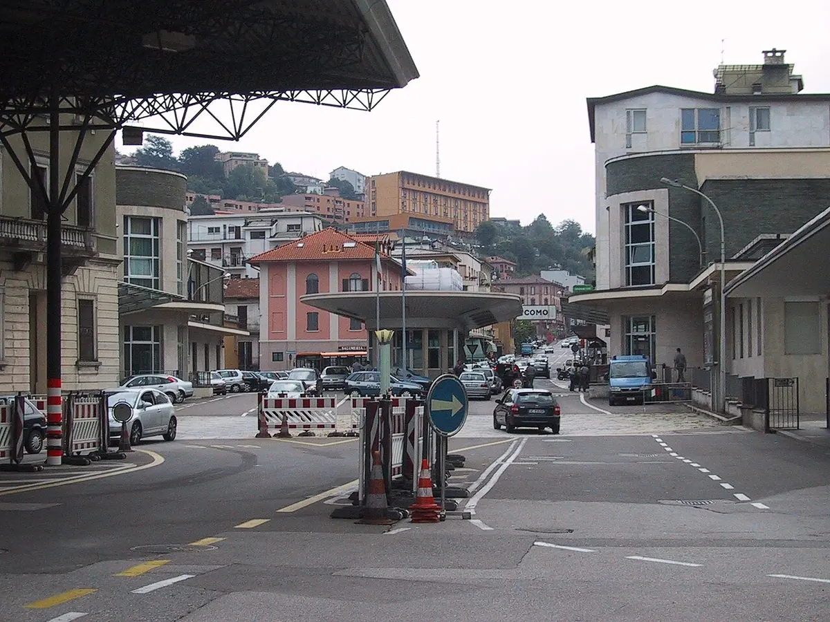 Customs office at Chiasso. Image: Berger.