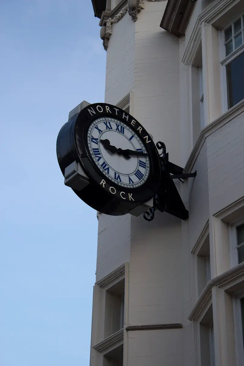 The clock outside this branch, on Northumberland Street, Newcastle upon Tyne, is emblazoned with the bank's name and has become a popular image in print and television coverage of the Northern Rock crisis. Image: TubularWorld.