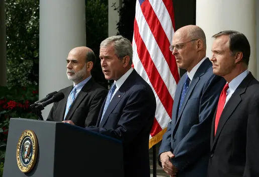 President George Bush discussing the government plan along with Paulson, Federal Reserve Chairman Ben Bernanke, and SEC Chairman Chris Cox. Source: White House, Joyce N. Boghosian