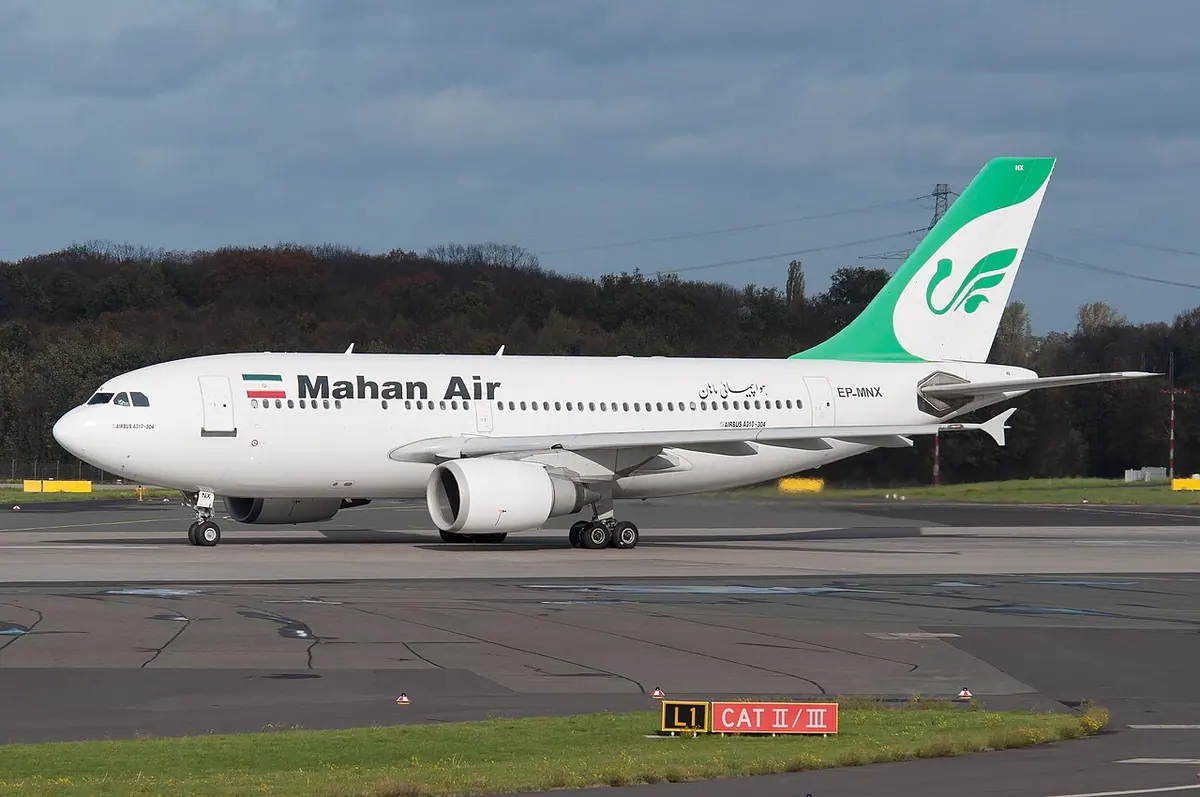 A Mahan jet at a German airport in 2013.Image: Gerard van der Schaaf via Flickr.