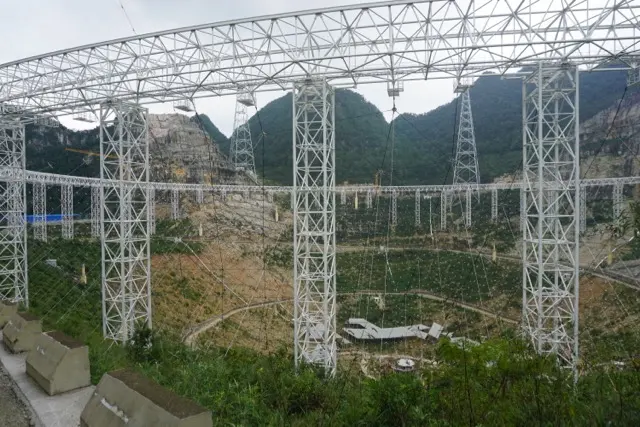 Photo of the construction of FAST, 2015 Image: Psr1909.