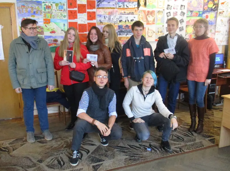 Belarusian Wikipedia sysop Maxim Lepushenko (left) with Wikipedians. Meeting in Baranovichi, 2016 (Image: Mr. Zabej)
