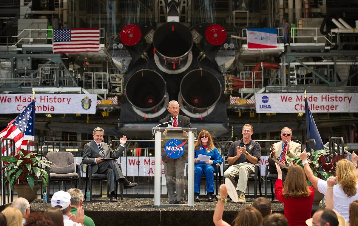 NASA Administrator Charles Bolden announces where four space shuttle orbiters will be permanently displayed at the conclusion of the Space Shuttle Program during an event commemorating the 30th anniversay of the first shuttle launch on April 12, 2011. Image: NASA/Bill Ingalls.