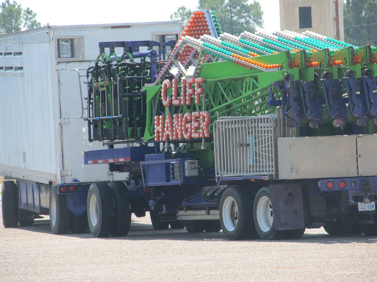 Cliff Hanger ride, shown arriving at fairgrounds for setup. Image: Paul Budd.
