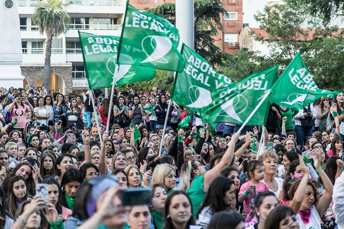 From file: dozens of Argentine citizens seen protesting in favour of legalising abortion in 2019 (Image: Lara Va)