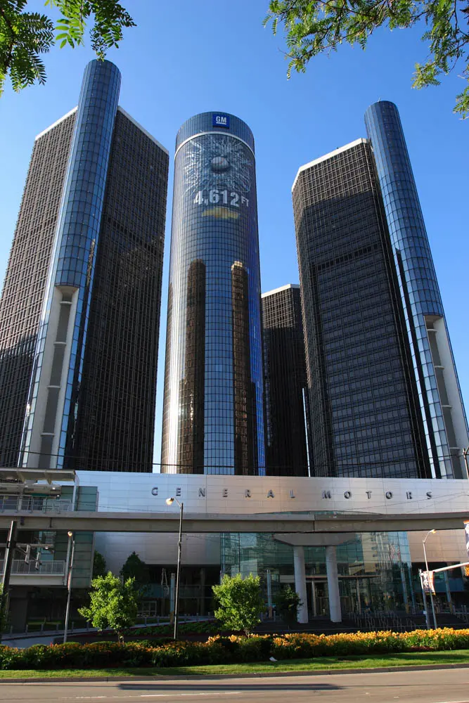 General Motors' headquarters in Detroit Image: James Marvin Phelps.
