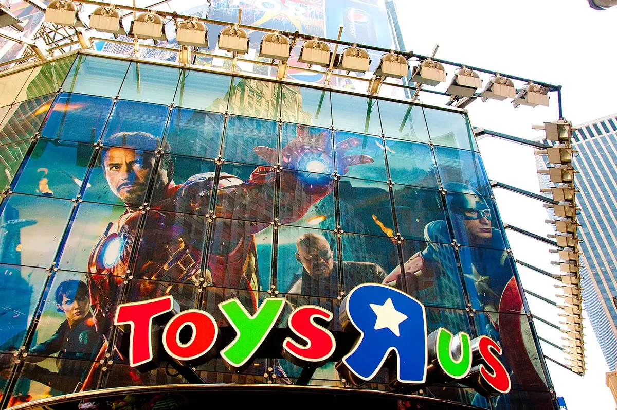 Marquee of the flagship Toys "R" Us store in Times Square, Manhattan as seen in 2012 Image: Dstlife.