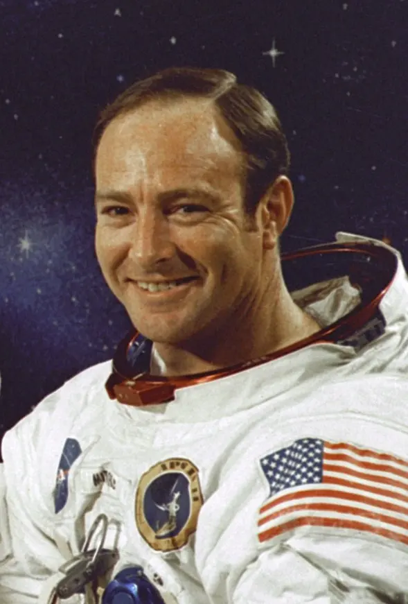 Edgar Mitchell's official NASA portrait, taken in 1970. Image: NASA..