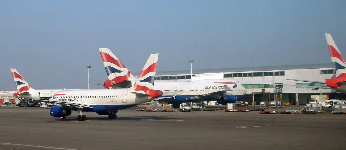 British Airways aeroplanes at Heathrow. Image: Mario Roberto Duran Ortiz Mariordo.