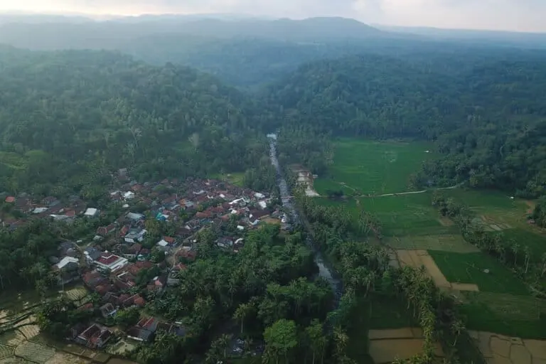 An aerial view of Ciakar hamlet, which has wide open access to Ujung Kulon National Park. Image by Donny Iqbal/Mongabay Indonesia.