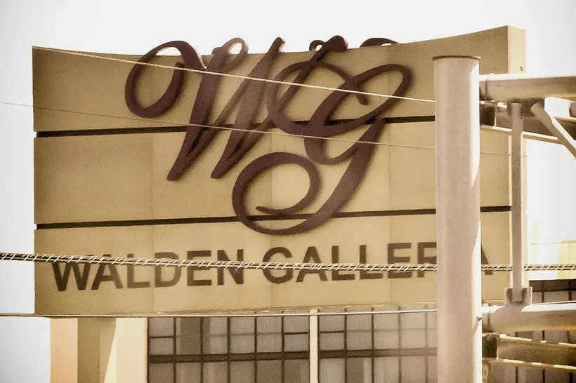 At least five immigration arrests this year started with a call to Cheektowaga police by security guards at the Walden Galleria Macy’s. | Photo: Cathy Smith/Flickr