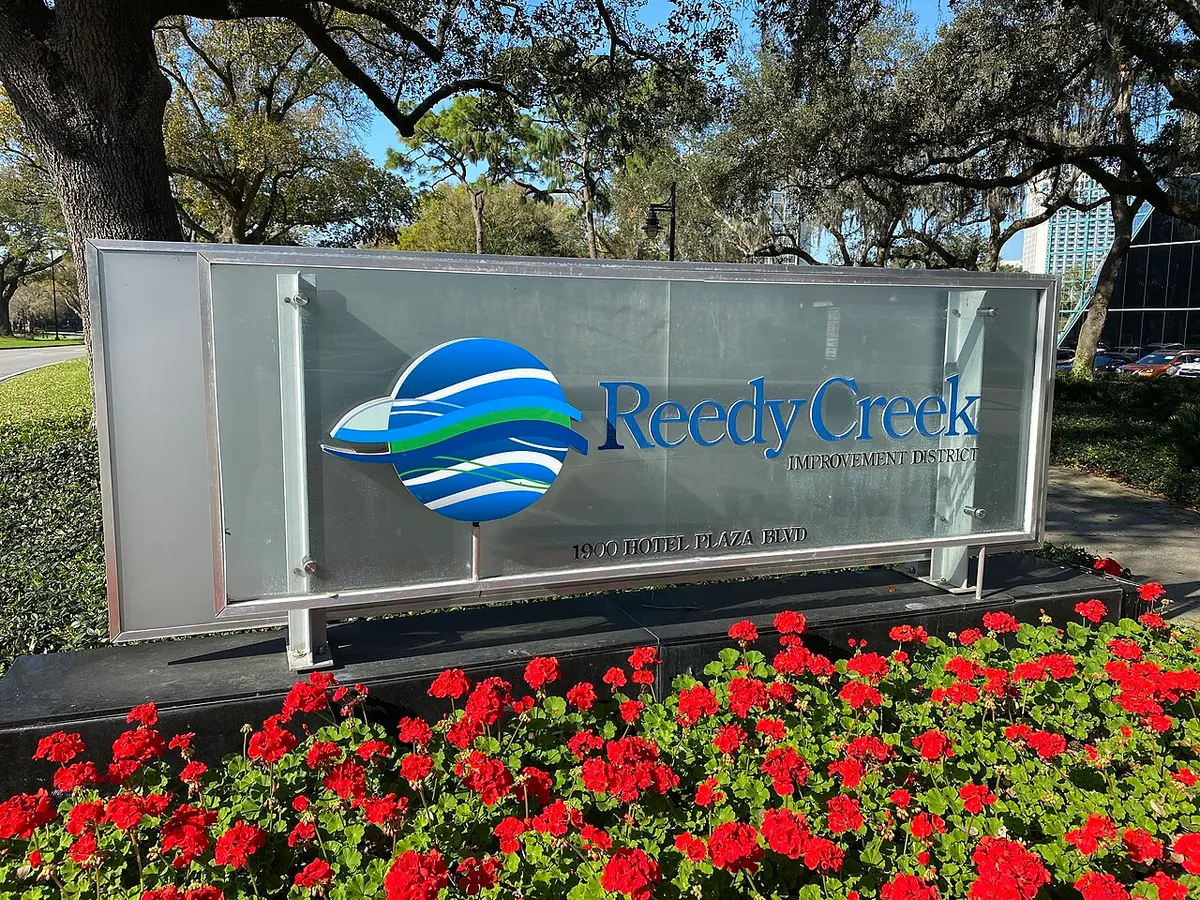 A sign outside the Reedy Creek Improvement District office in 2021. Image: Asher Heimermann.