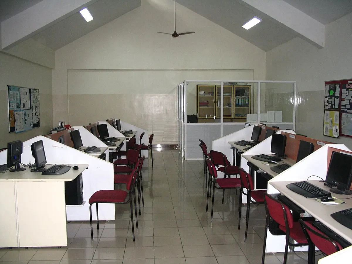 Schools advised not to upgrade