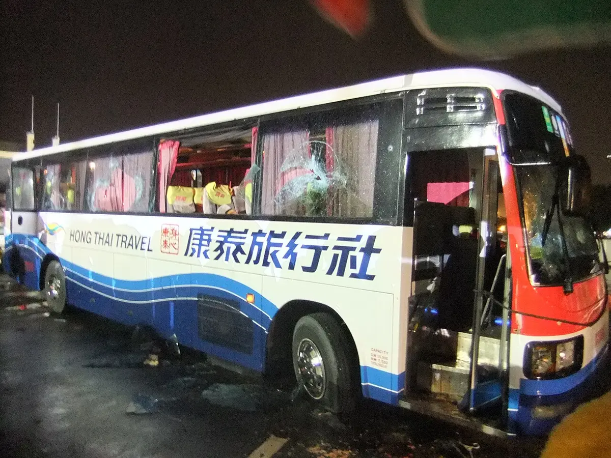 The bus of 2010 Manila hostage crisis. Image: Sakuradate.