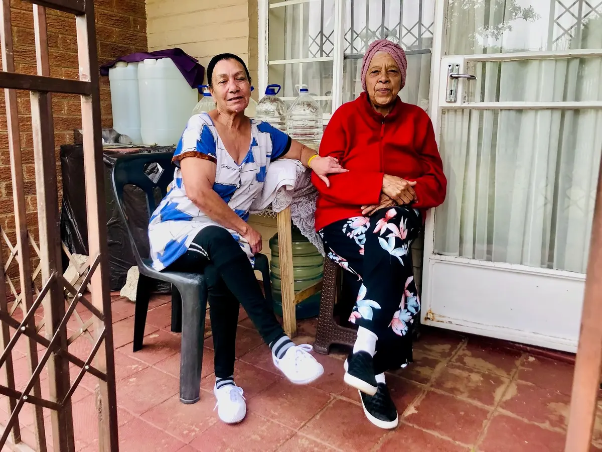 Sandra Neethling (left) and Elaine de Vos in Akasia Hof, Johannesburg.